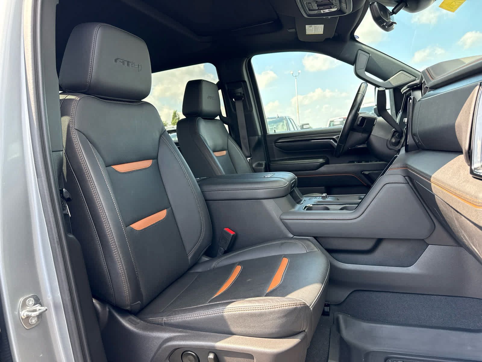 Certified 2024 GMC Sierra 3500 AT4 w/ AT4 Premium Plus Package AWD/4WD image 25