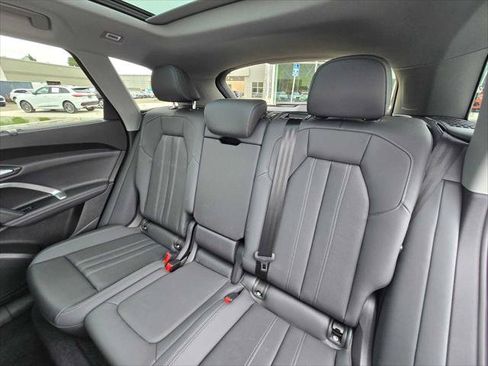 Certified 2025 Audi Q5 Premium w/ Premium Plus AWD/4WD image 25