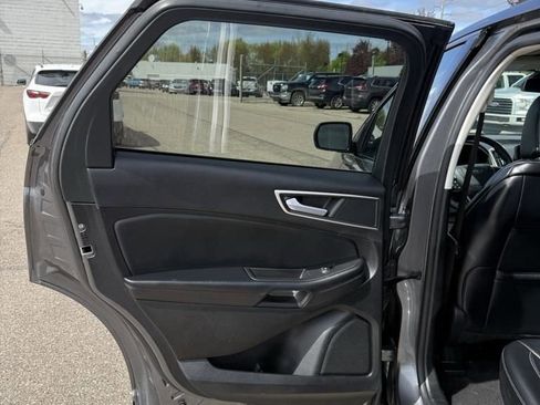 Used 2024 Ford Edge SEL image 20