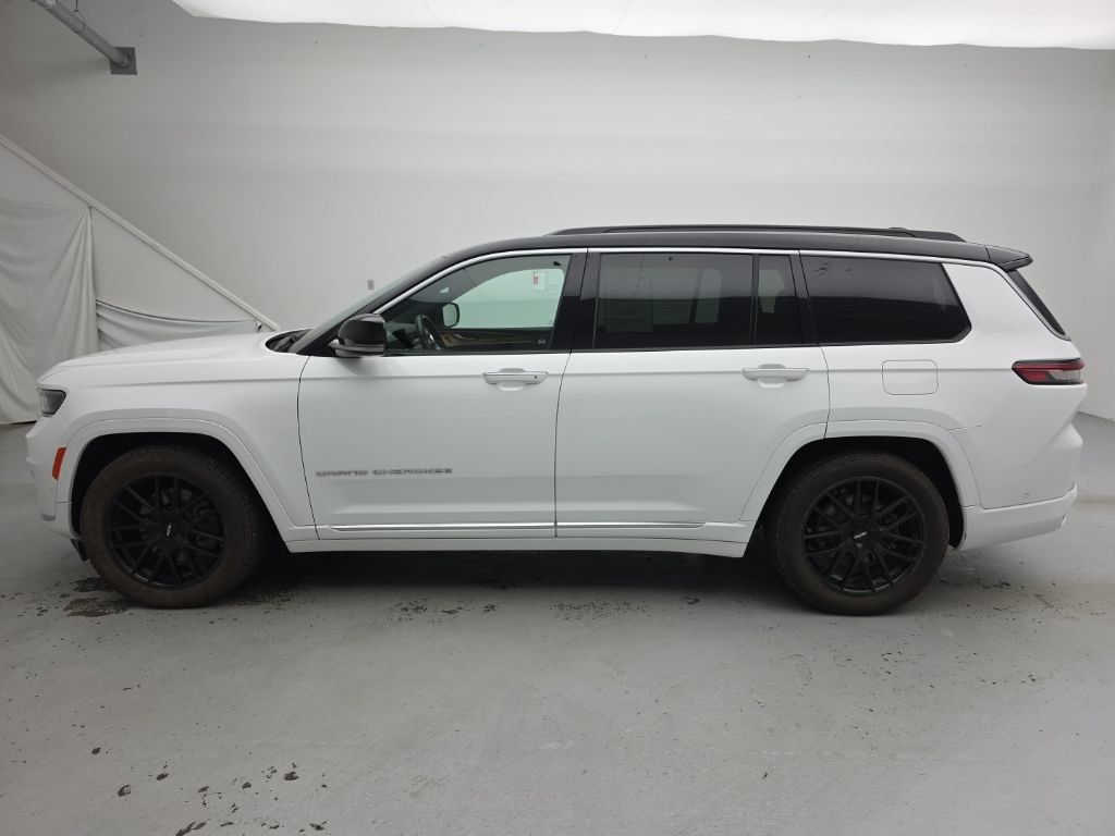 Used 2024 Jeep Grand Cherokee L Summit AWD/4WD image 8