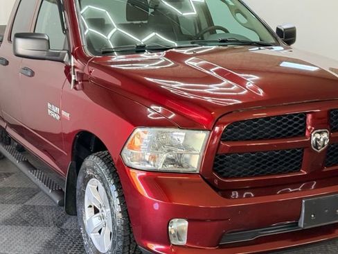 Used 2018 RAM 1500 Express AWD/4WD image 2