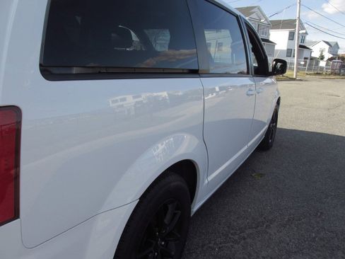Used 2019 Dodge Grand Caravan GT FWD image 86