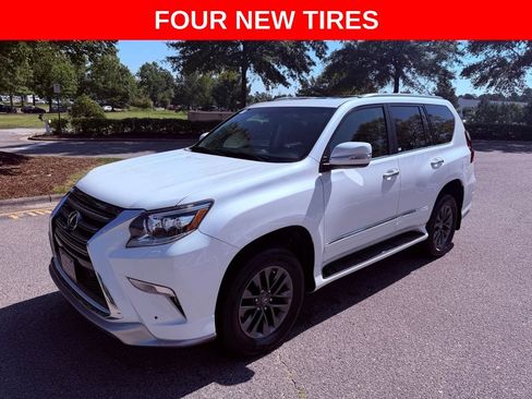 Used 2017 Lexus GX 460 Premium AWD/4WD image 3