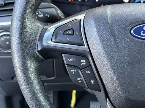 Used 2022 Ford Edge SEL image 26