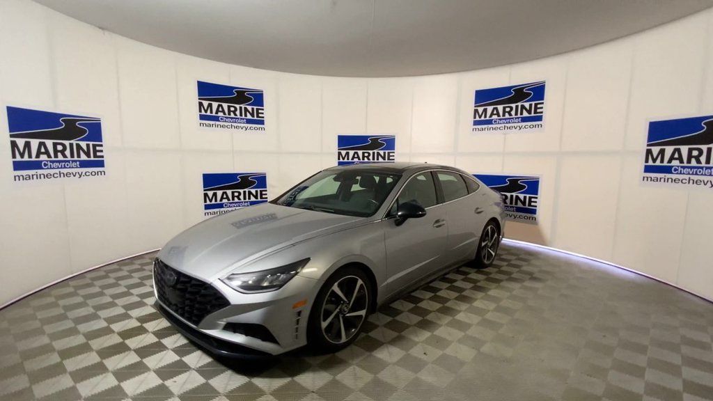 Used 2021 Hyundai Sonata SEL Plus w/ Tech Package FWD image 6