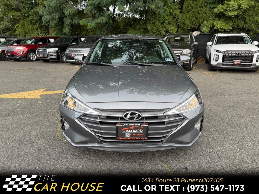 Used 2020 Hyundai Elantra Value Edition w/ Cargo Package (C1) FWD image 12