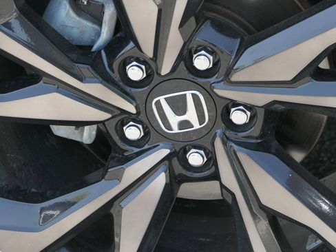 Used 2019 Honda Civic Sport image 12