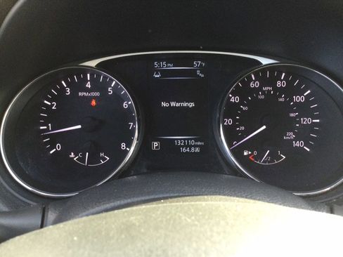 Used 2015 Nissan Rogue SV w/ SV Premium Package AWD/4WD image 23