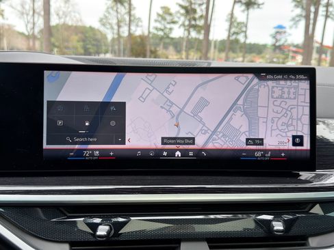 Certified 2025 BMW X5 xDrive40i w/ Executive Package image 5