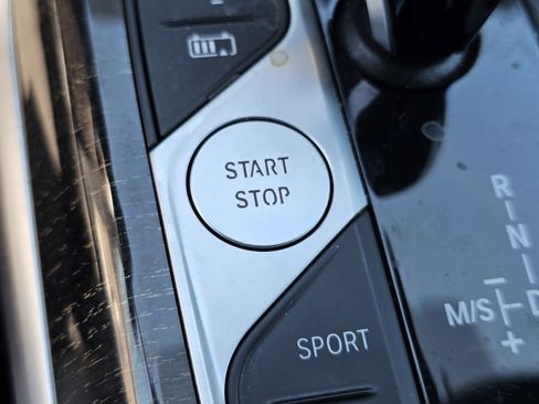 Used 2021 BMW 330e w/ Convenience Package image 23