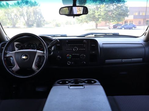 Used 2011 Chevrolet Silverado 1500 LT w/ All-Star Edition AWD/4WD image 16