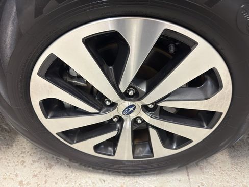 Used 2022 Subaru Outback Premium image 36