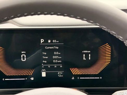 New 2026 Kia Carnival EX image 17