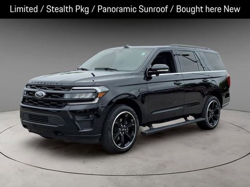 Used 2024 Ford Expedition Limited AWD/4WD image 1