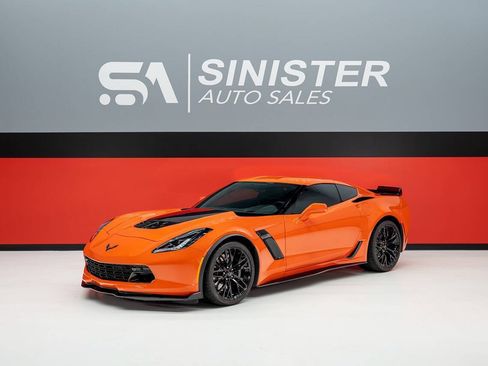 Used 2019 Chevrolet Corvette Z06 RWD image 1