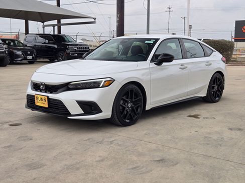 Used 2023 Honda Civic Sport image 7