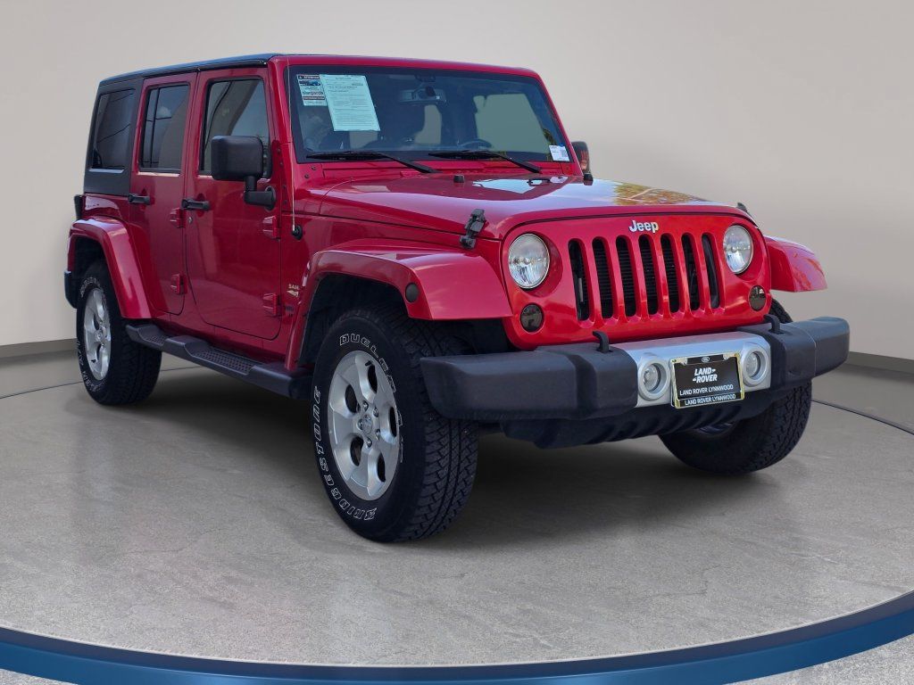 Used 2013 Jeep Wrangler Unlimited Sahara AWD/4WD image 4