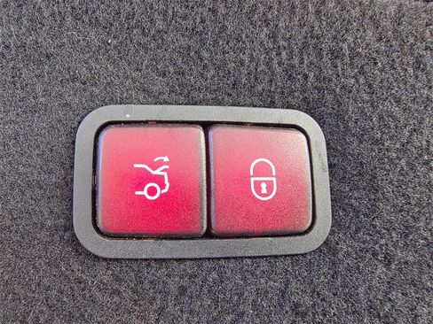 Used 2019 Mercedes-Benz S 560 4MATIC Sedan image 38