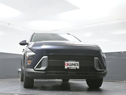 Used 2025 Hyundai Kona SEL AWD/4WD image 26