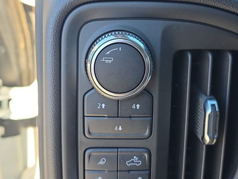 Used 2024 GMC Sierra 2500 Pro w/ 1SA Pro Safety Plus Package image 22