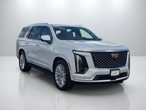 Used 2026 Cadillac Escalade Luxury w/ Touring Package RWD image 4