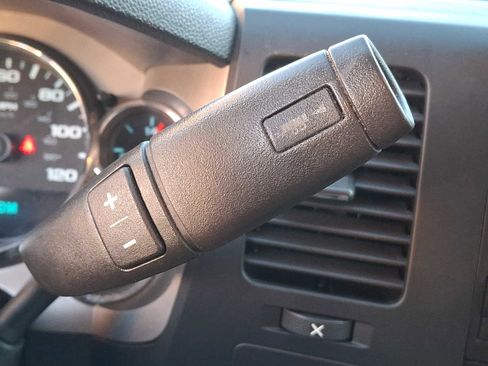 Used 2010 Chevrolet Silverado 1500 LT w/ Texas Edition image 13