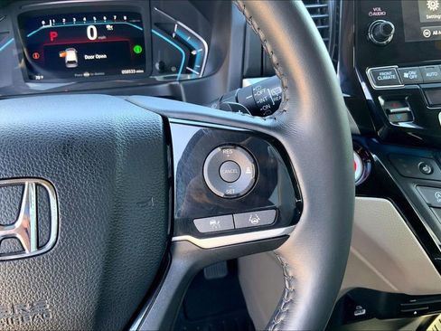Used 2022 Honda Odyssey Touring image 18