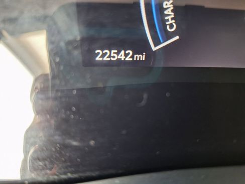 Used 2025 Toyota Camry LE image 19