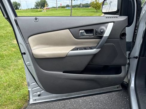 Used 2011 Ford Edge SEL w/ 201A Rapid Spec Order Code FWD image 24