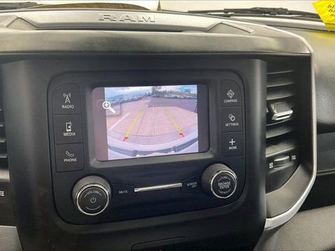 Used 2022 RAM 1500 Big Horn AWD/4WD image 23