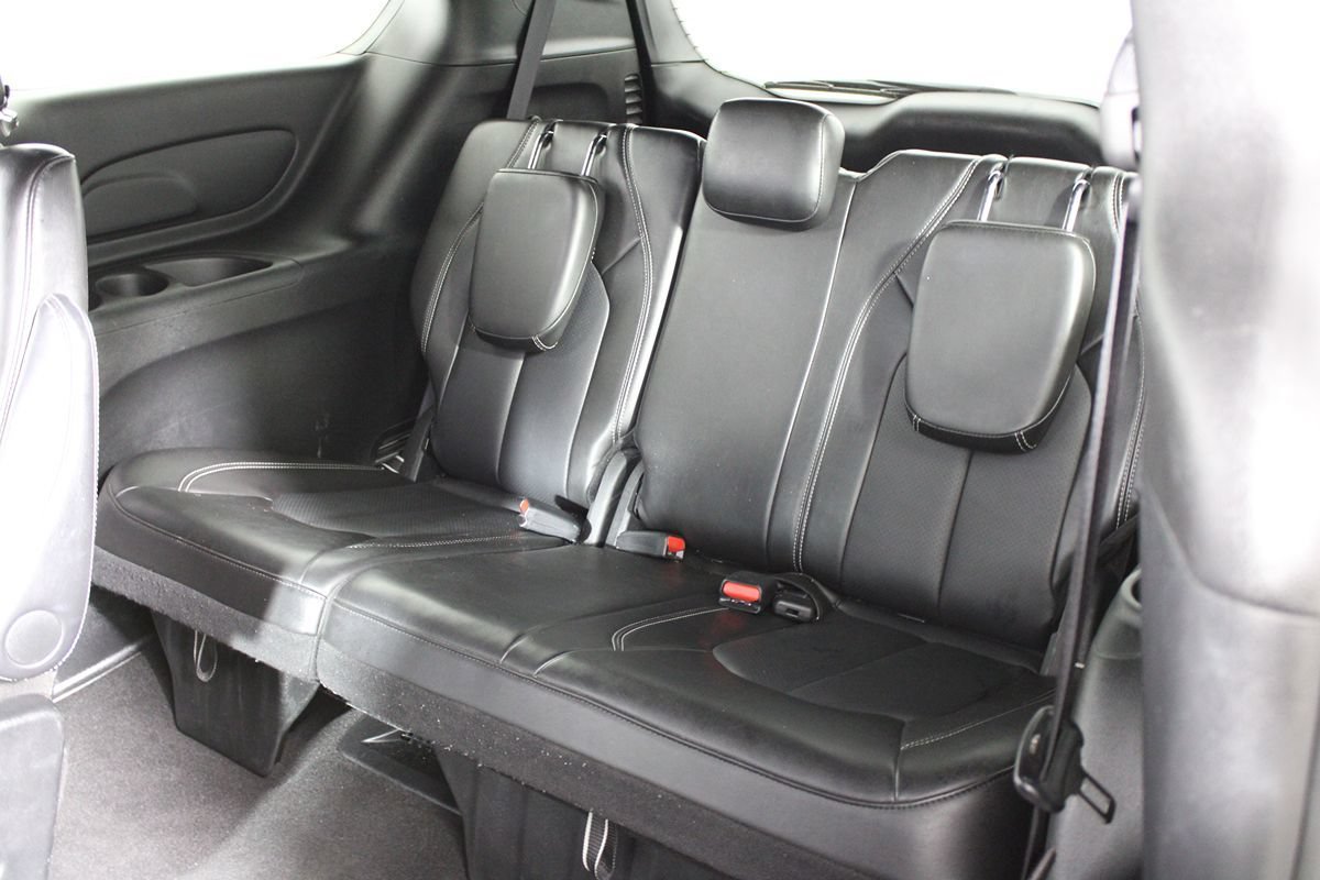 Used 2025 Chrysler Pacifica Select FWD image 24