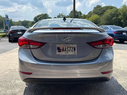Used 2015 Hyundai Elantra Limited FWD image 6
