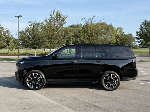 Used 2022 Chevrolet Tahoe RST w/ Luxury Package AWD/4WD image 2