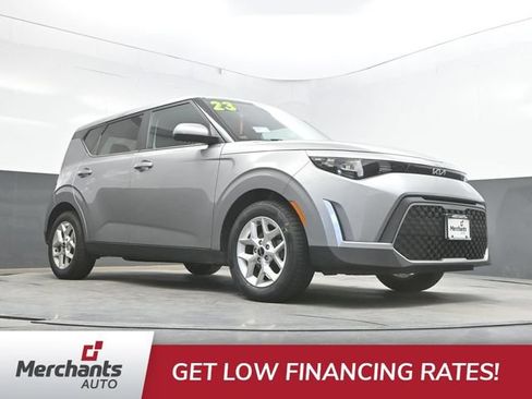 Used 2023 Kia Soul LX w/ Option Group 015 FWD image 42