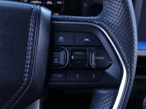 Used 2025 Toyota Tacoma TRD Off-Road image 37