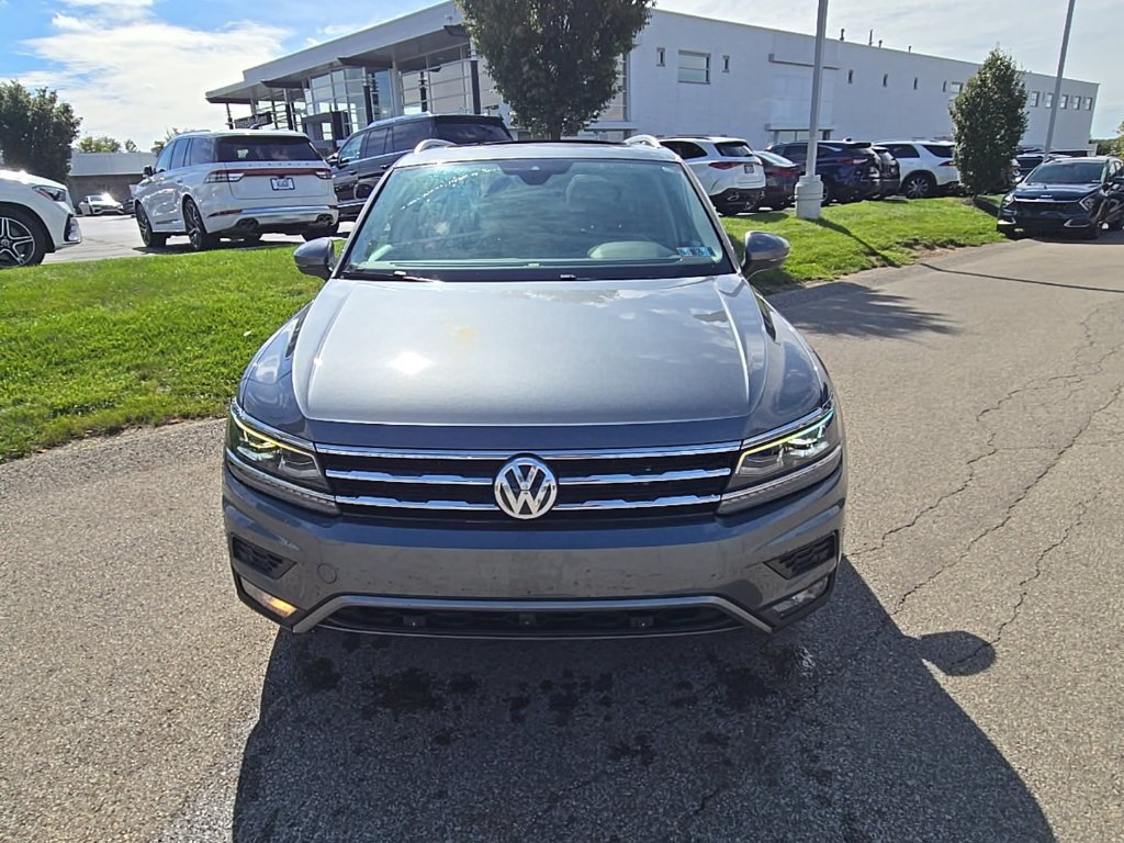 Used 2018 Volkswagen Tiguan SEL Premium AWD/4WD image 12