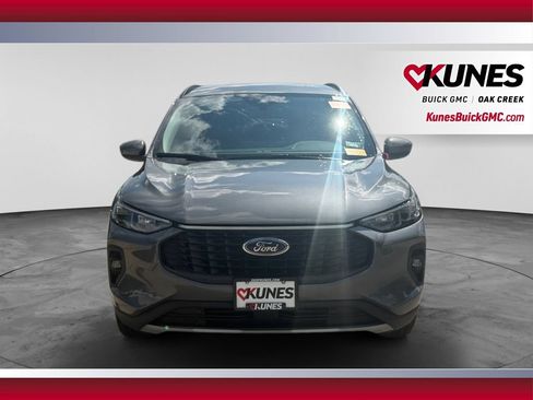 Used 2025 Ford Escape Platinum AWD/4WD image 3