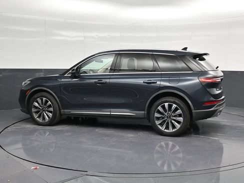 Used 2021 Lincoln Corsair Reserve FWD image 9