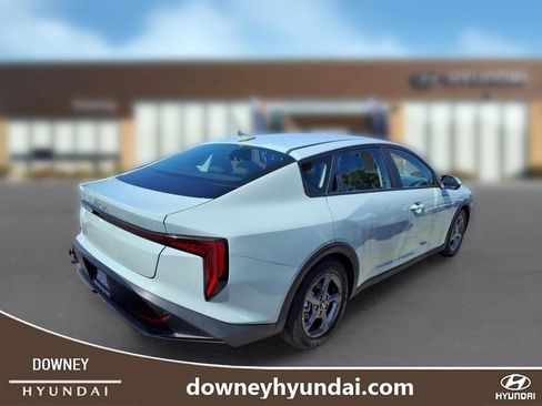 Used 2025 Kia K4 FWD image 4