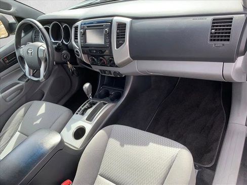 Used 2013 Toyota Tacoma 4x4 Double Cab w/ SR5 Pkg image 26