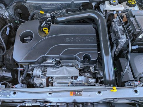 Certified 2023 GMC Terrain SLE FWD image 29