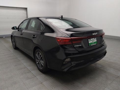Used 2022 Kia Forte LXS FWD image 5