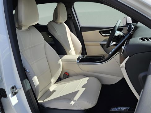 New 2026 Mercedes-Benz GLC 300 image 17