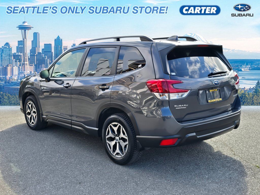 Used 2020 Subaru Forester Premium AWD/4WD image 5