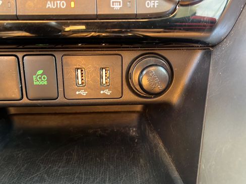 Used 2024 Mitsubishi Eclipse Cross LE image 21