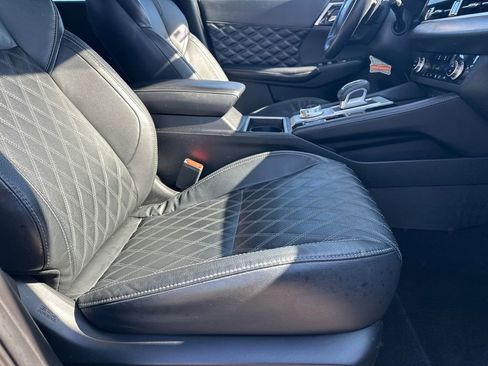 Used 2022 Mitsubishi Outlander SEL image 13