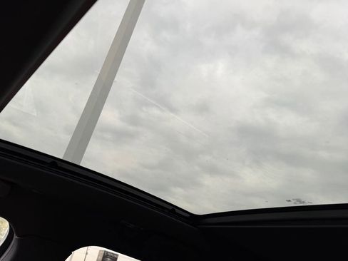 Used 2022 Lincoln Corsair Reserve w/ Equipment Group 201A image 23