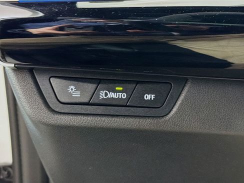 Used 2025 BMW X1 xDrive28i image 11