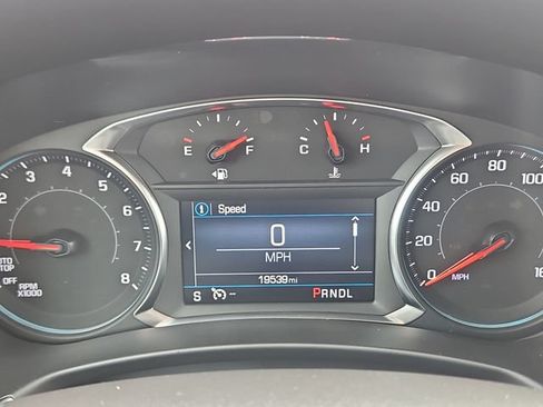 Certified 2024 Chevrolet Equinox LT FWD image 16
