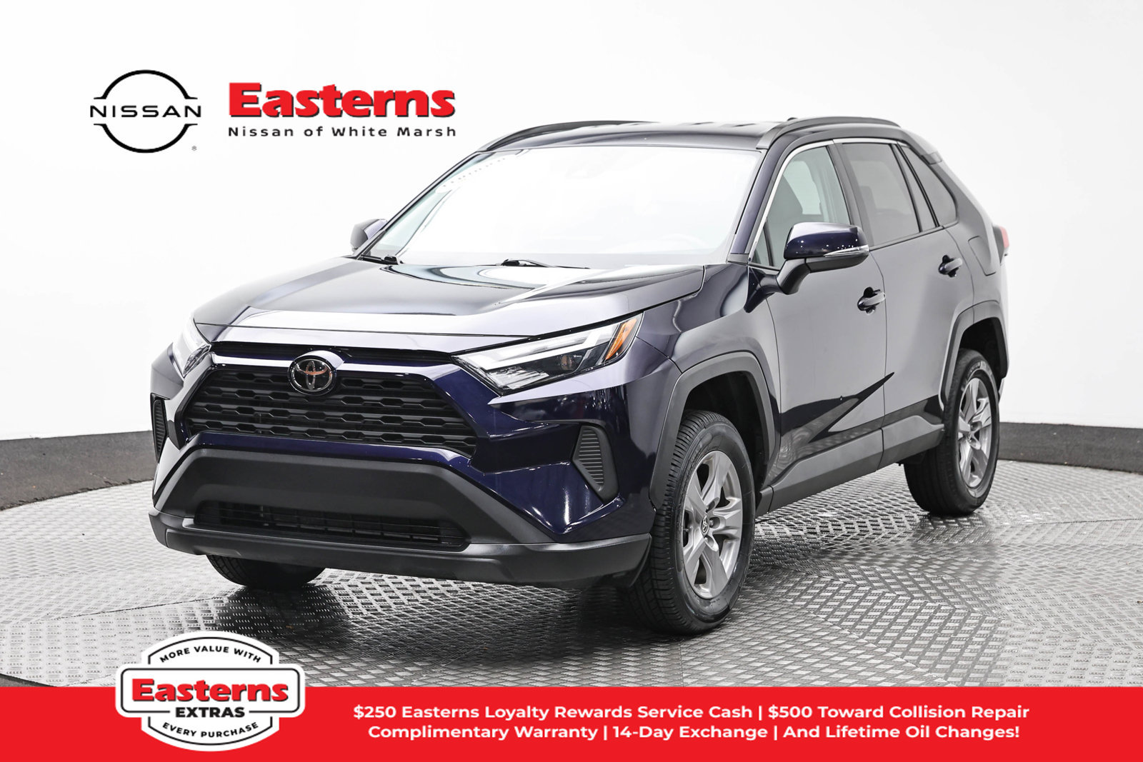 Used 2024 Toyota RAV4 XLE FWD image 1